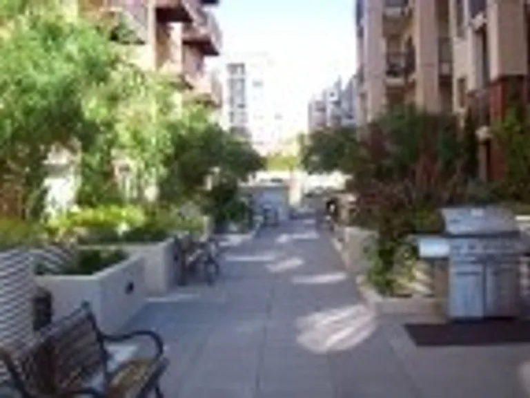 Trinity 43rd Apartments — Photo 26