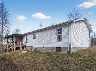247 Welchburg Ests, Annville, KY 40402