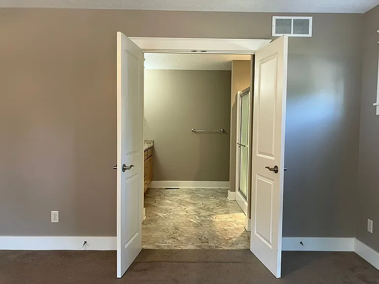 2972 Creekside Ct — Photo 17
