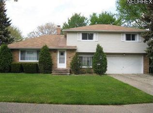 4917 Hartley Dr, Lyndhurst, OH 44124