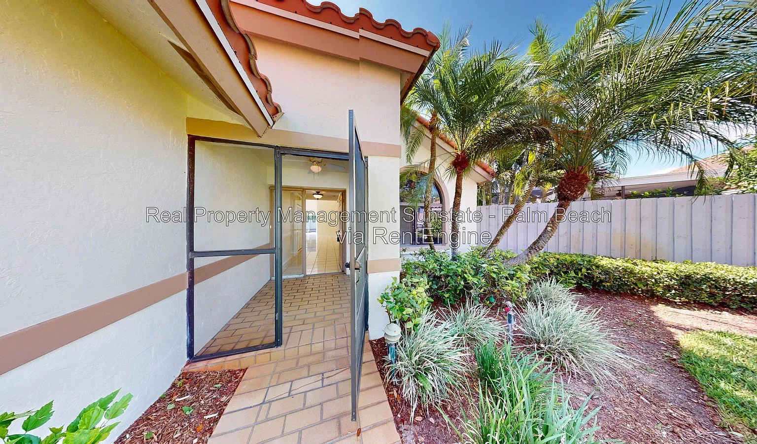3 bed, 2.0 bath, 1934 sqft, $3,175 — Photo 2