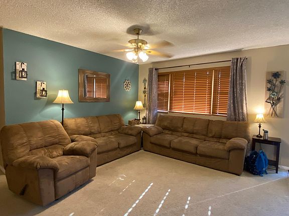 3rd image of 2106 N Apache Dr