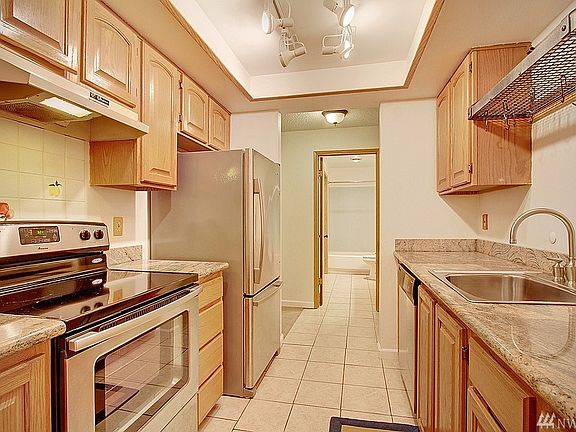 4th image of 13717 Linden Ave N APT 124