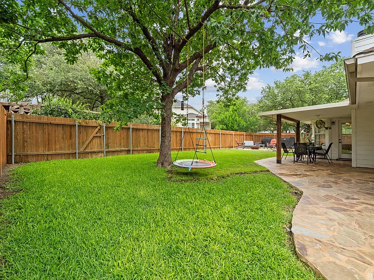 6816 Beatty Dr — Photo 8