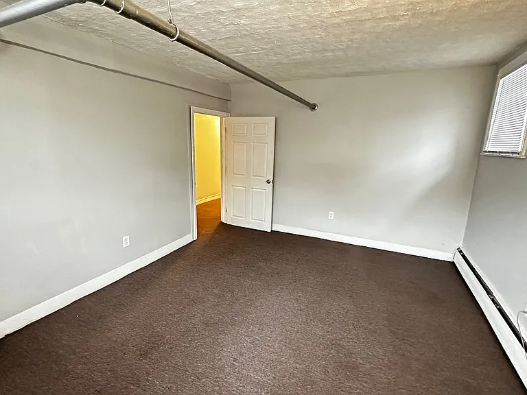 11 Gorham St #B2 — Photo 3