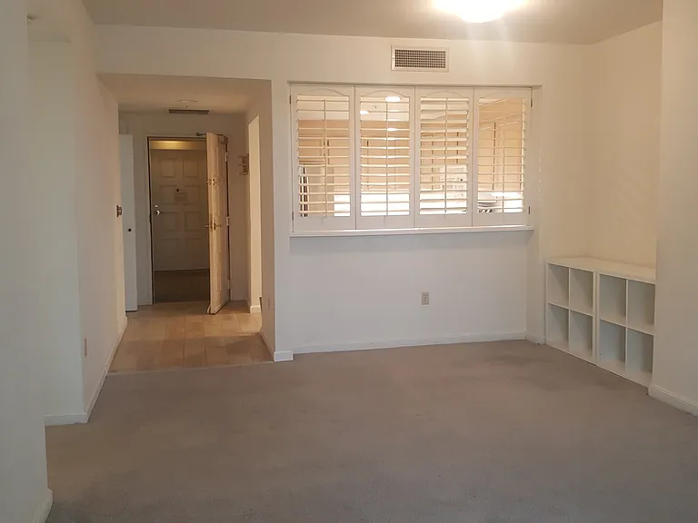 550 Ortega Ave — Photo 10