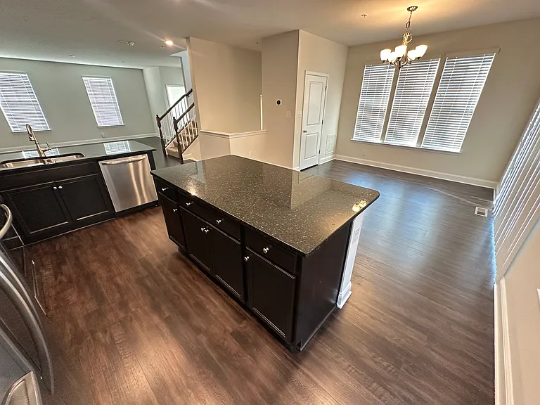15114 Hogshead Way — Photo 9