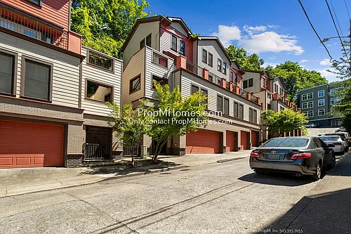 1822 SW 18th Ave #5 Photo 1
