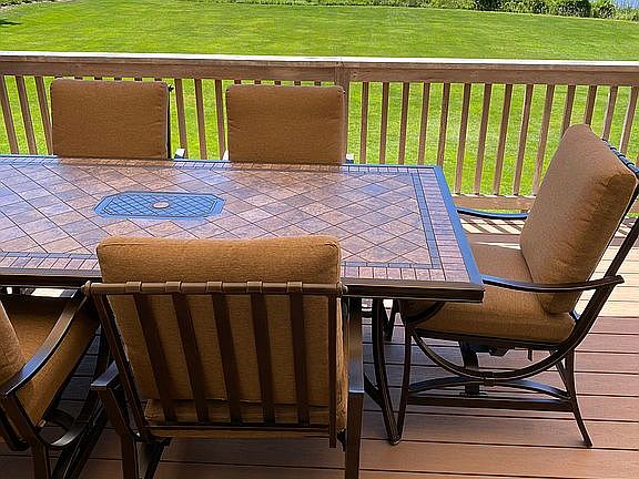 Lanai off Living Room-awning