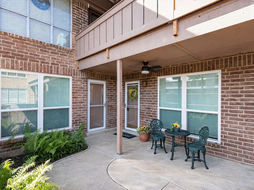 1st image of 10530 Stone Canyon Rd APT 107