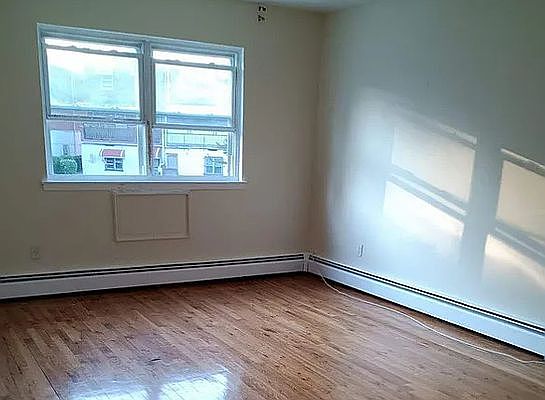 1st image of 1718 Sexton Pl #1