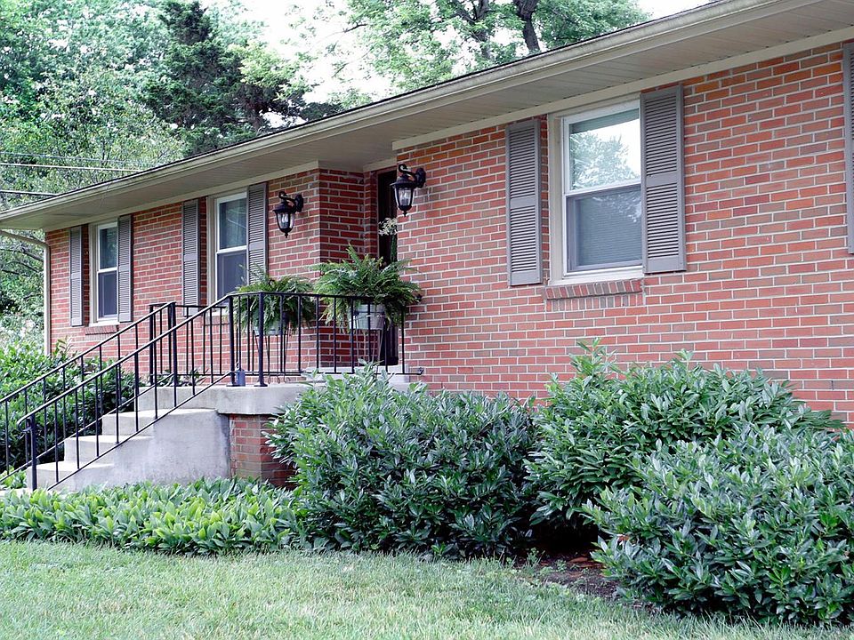1st image of 3410 Fraserdale Dr