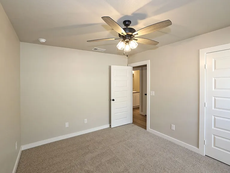 6669 Athens St — Photo 16