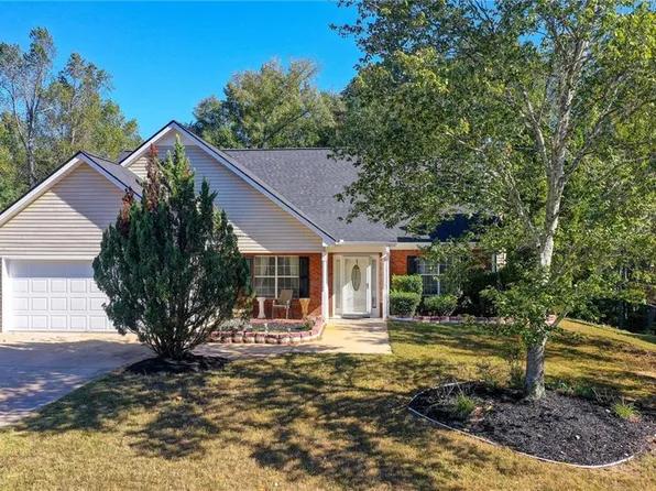 230 Forest Brook Dr, Covington, GA 30016