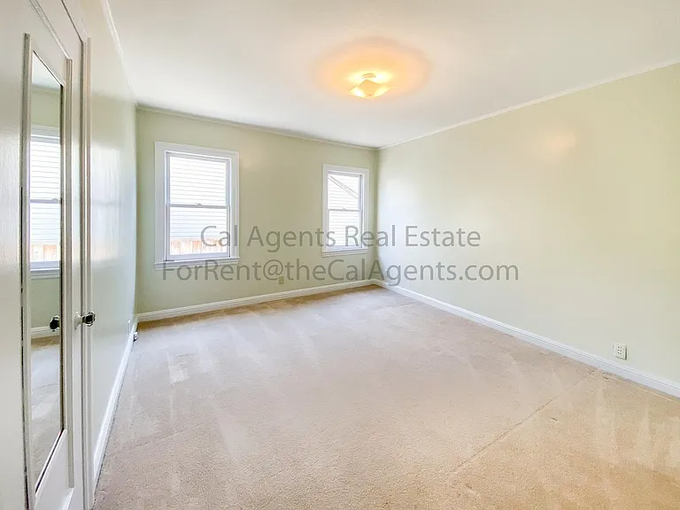 257 Trinity Ave — Photo 9