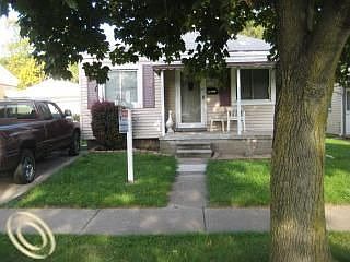 2nd image of 1274 Marion Ave