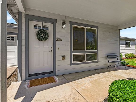 3rd image of 2959 Breanna St