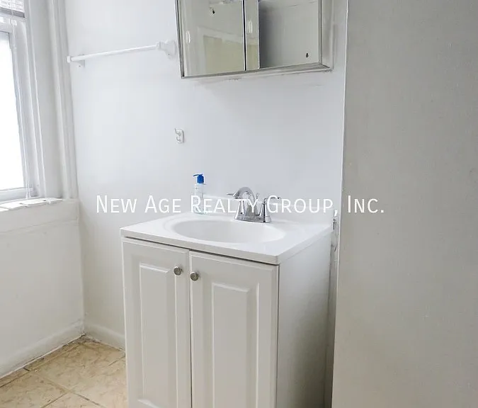 4429 Sansom St #3 — Photo 6