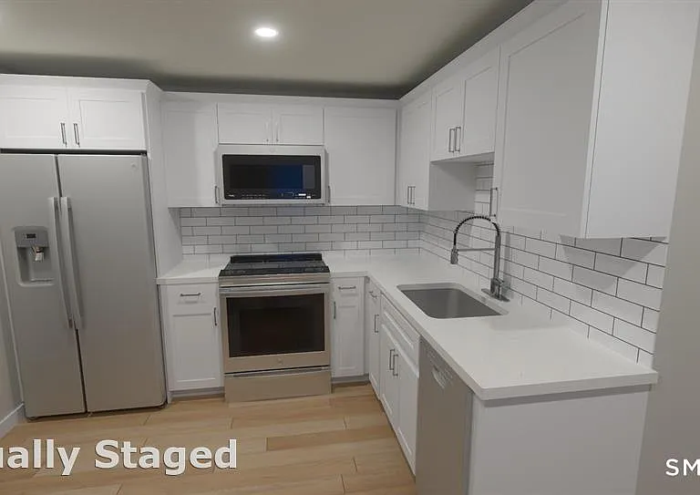 141 Grinnell St #4 — Photo 1