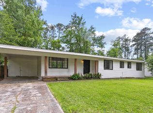 1819 Parkridge Dr, Jackson, MS 39211