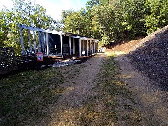 View of house from driveway