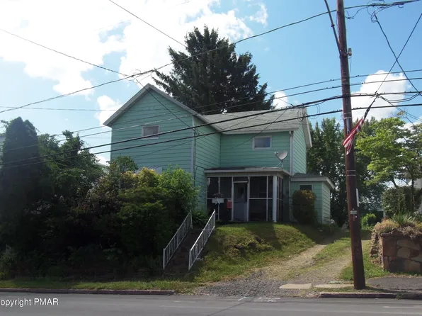 3332 Birney Ave, Moosic, PA 18507