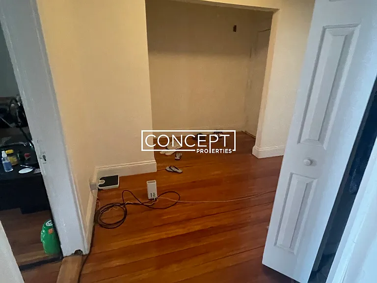 518-520 Cambridge St #3 — Photo 8