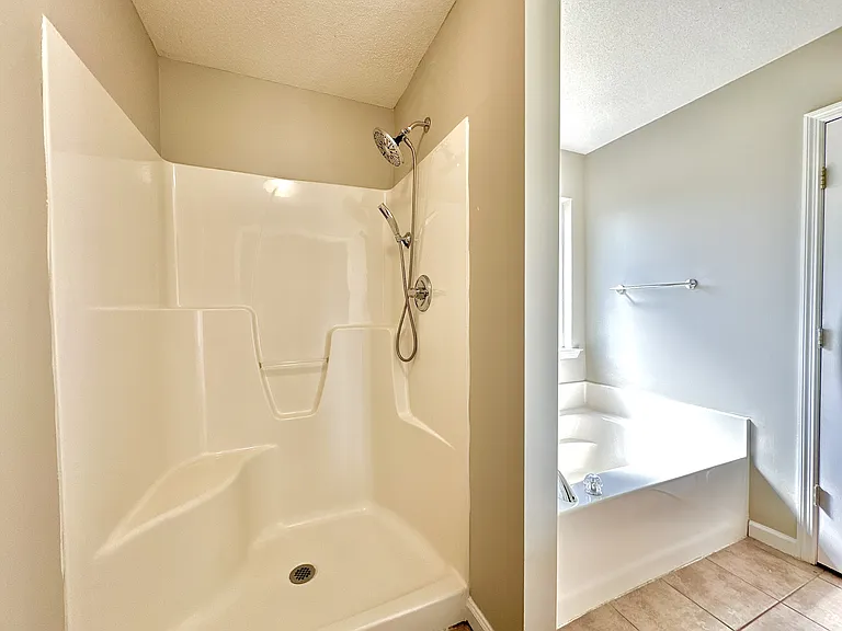 5756 Emily Ln — Photo 11