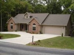 241 Rotherham Dr, Fairfield Glade, TN 38558