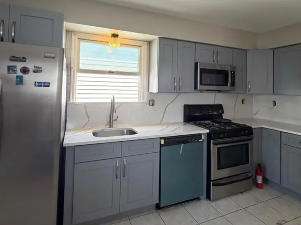 227 Cleveland Ave, Harrison, NJ 07029