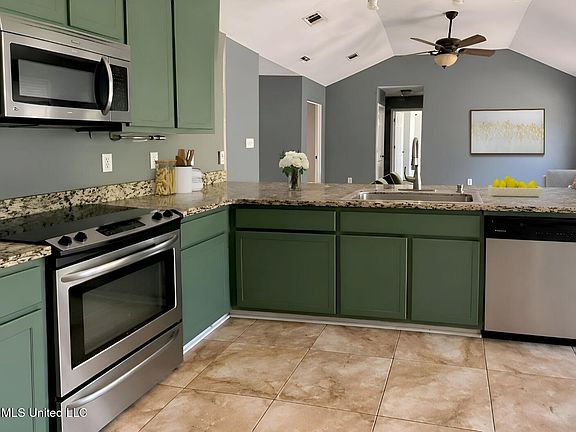 4th image of 148 Stephens Rd