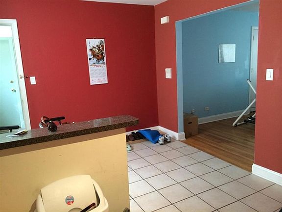 4th image of 1941 W Touhy Ave APT 2B