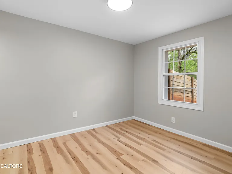 8860 Brucewood Ln — Photo 45