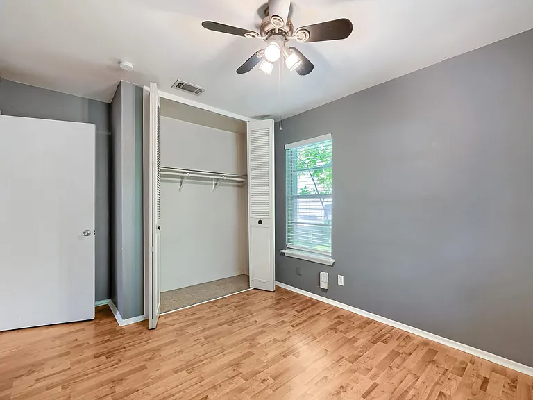 8308 Hathaway Dr — Photo 19