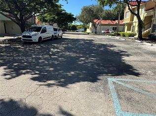 18348 NW 68th Ave APT H, Hialeah, FL 33015