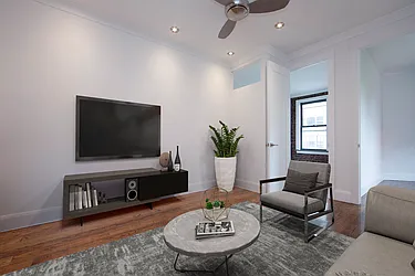 Rented by R New York