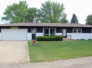 9682 Orr Ln, Winnebago, IL 61088