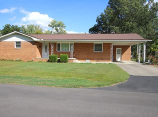 4 Mcnair St, Dexter, MO 63841 | Zillow