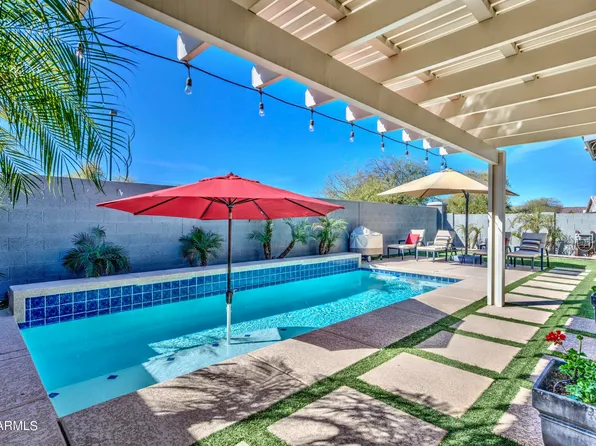 3465 E CRESCENT Way, Gilbert, AZ 85298