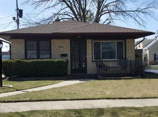 2908 W Lawn Ave, Racine, WI 53405