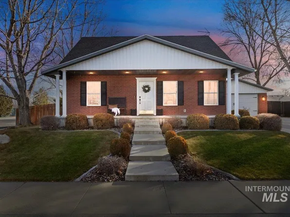 878 Hollyann Ct, Twin Falls, ID 83301