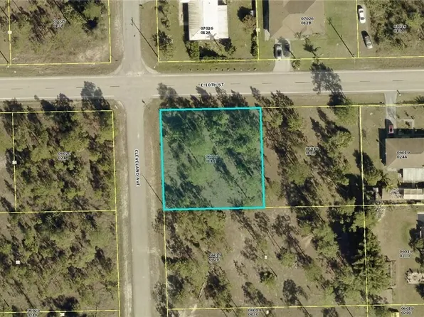 1500 E 10th St, Lehigh Acres, FL 33972