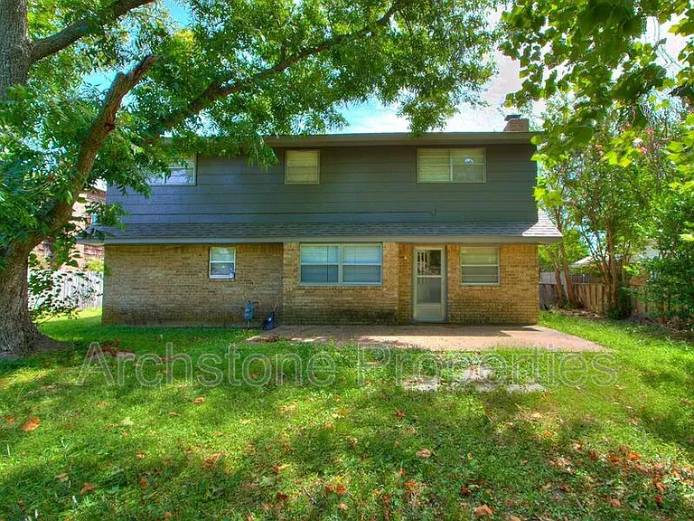 2524 Boxwood Ave — Photo 33