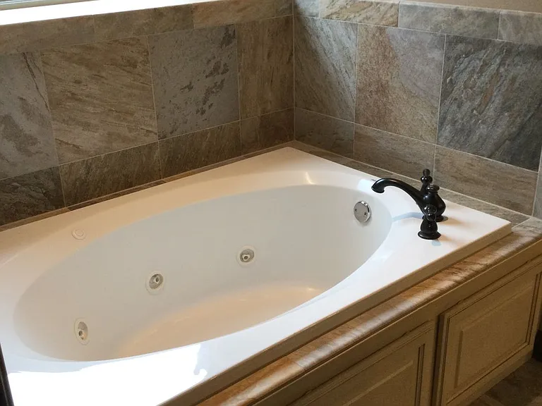 17409 Melville Ln — Photo 12