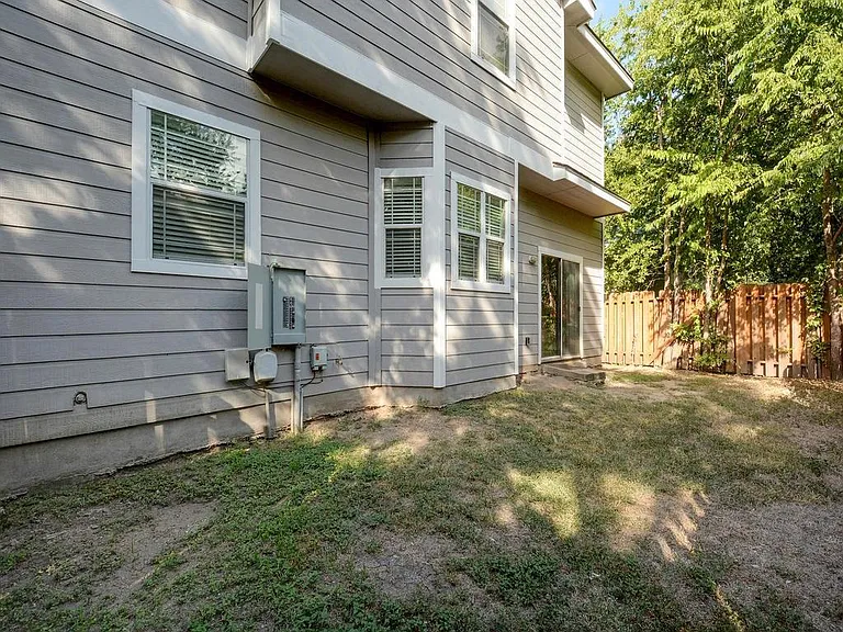 504 Nelray Blvd — Photo 6