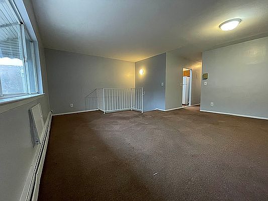 2nd image of 9 Bushwick Ct Floor 2