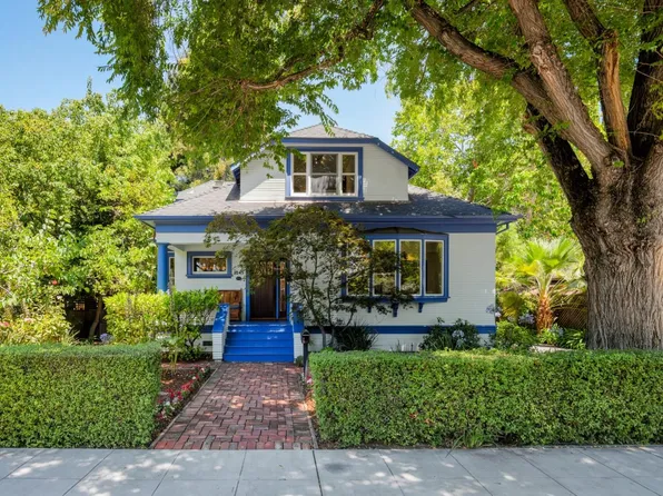 1245 Waverley St, Palo Alto, CA 94301