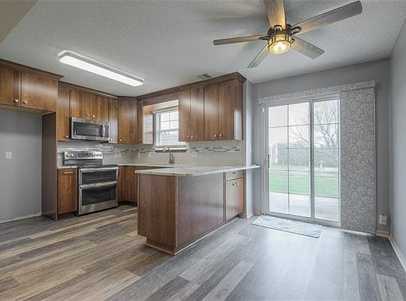 3rd image of 5613 NW Moonlight Meadow Ct #36C