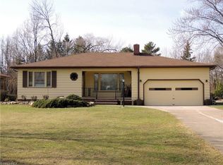 7998 Barbara Dr, Strongsville, OH 44136