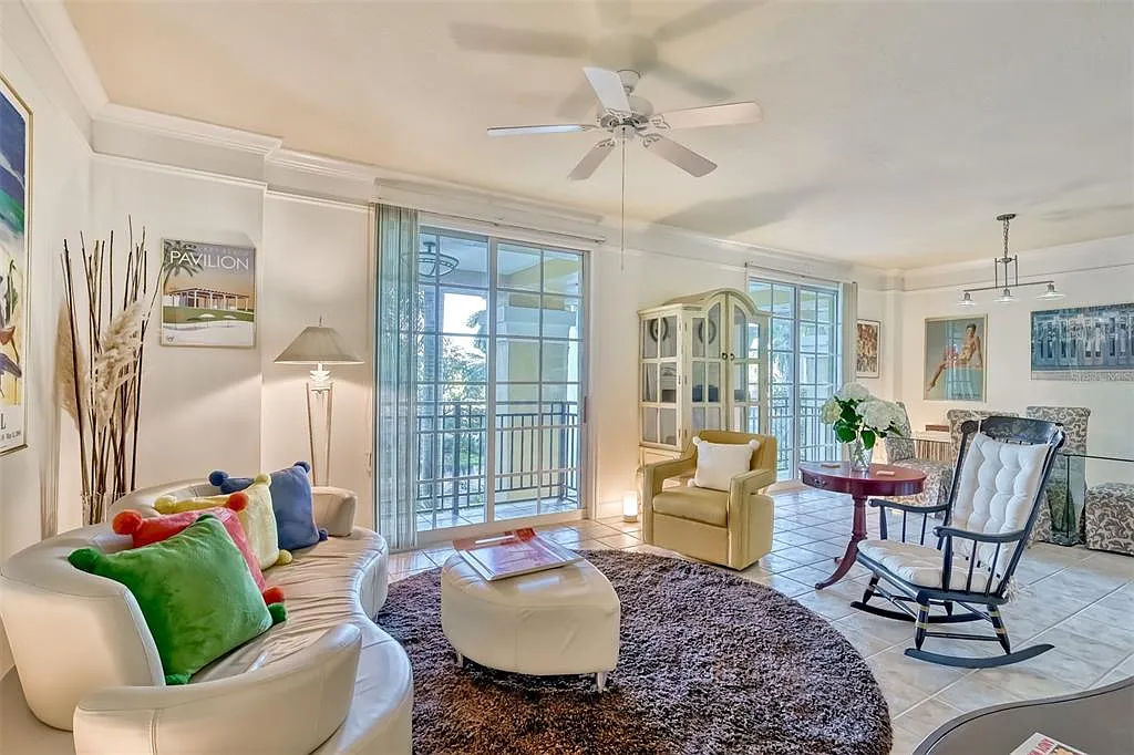 1 bed, 1.0 bath, 945 sqft, $3,000 — Photo 4